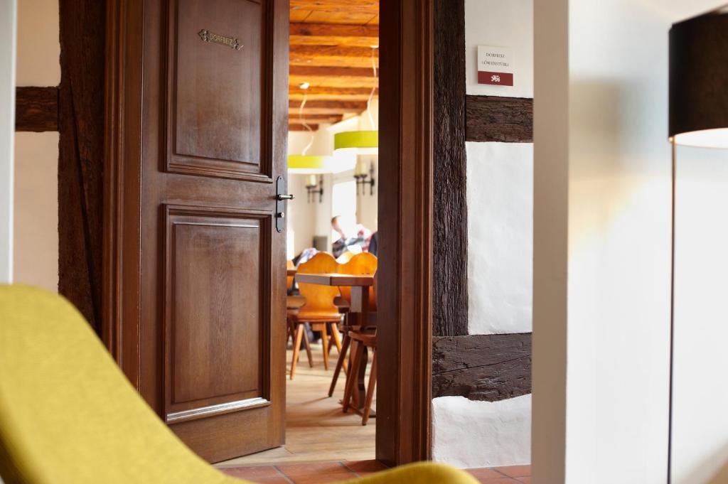 Hotel-Restaurant Loewen Dielsdorf Exterior photo